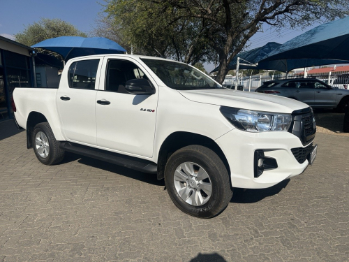 Toyota Hilux 2.4 GD6 4x4 D/cab SRX Manual in Namibia
