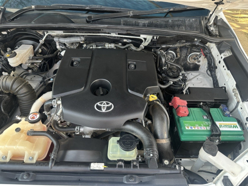Toyota Hilux 2.4 GD6 4x4 D/cab SRX Manual in Namibia