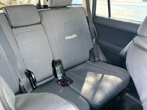 Toyota Prado 3.0 TDi TX 4x4 Auto in Namibia