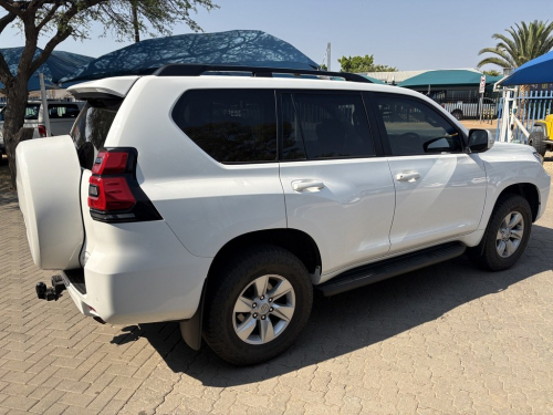 Toyota Prado 3.0 TDi TX 4x4 Auto in Namibia
