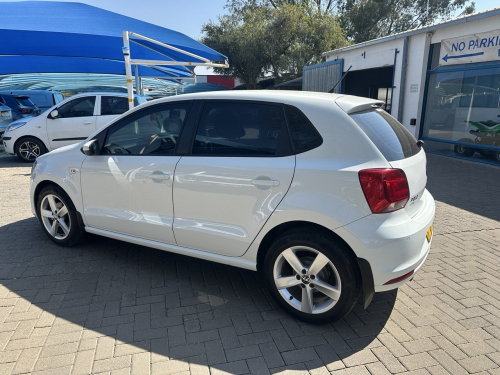 Volkswagen Polo Vivo 1.4 Comfortline in Namibia