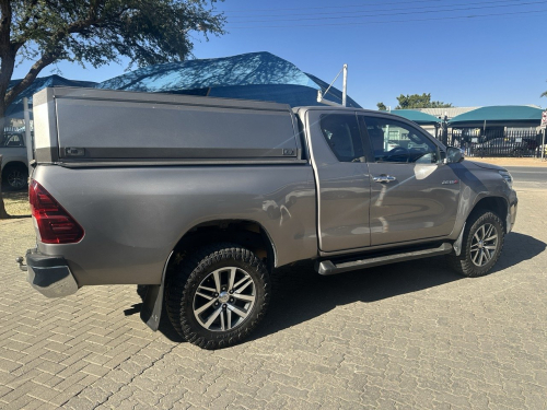 Toyota Hilux 2.8 GD6 4x4 Raider Auto Extended Cab in Namibia