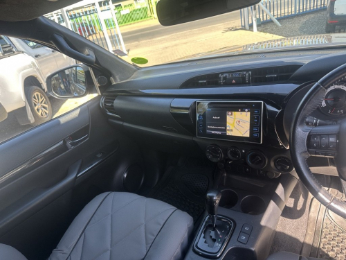 Toyota Hilux 2.8 GD6 4x4 Raider Auto Extended Cab in Namibia