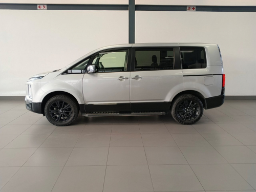 Mitsubishi Delica D5 2.2 Diesel 8-Speed Auto Super All Wheel Control (S-AWC) in Namibia