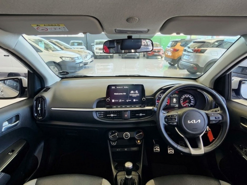 Kia PICANTO 1.2 X-LINE in Namibia
