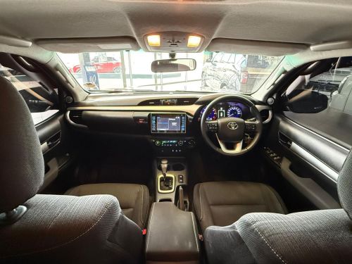 Toyota Hilux 2.8 Gd-6 Raider 4x4 A/t P/u d/c in Namibia