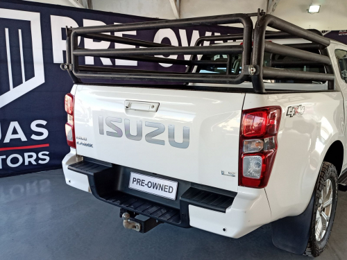 Isuzu D-Max 1.9 Did D/Cab 4X4 A/T in Namibia
