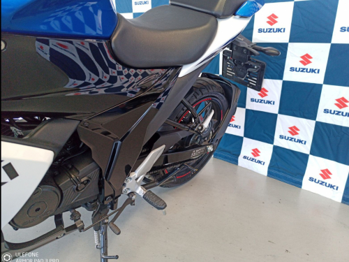 Suzuki GSX-150F in Namibia