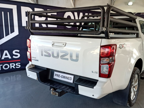 Isuzu D-Max 1.9 Did D/Cab 4X4 A/T in Namibia