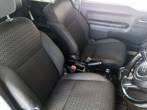 Suzuki Jimny GLX 3-Door 1.5l A/T in Namibia