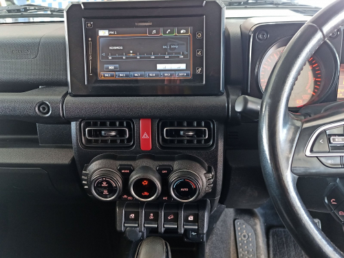 Suzuki Jimny GLX 3-Door 1.5l A/T in Namibia