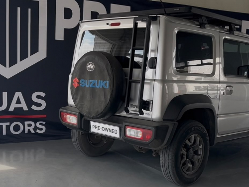 Suzuki Jimny 105i GLX MT in Namibia