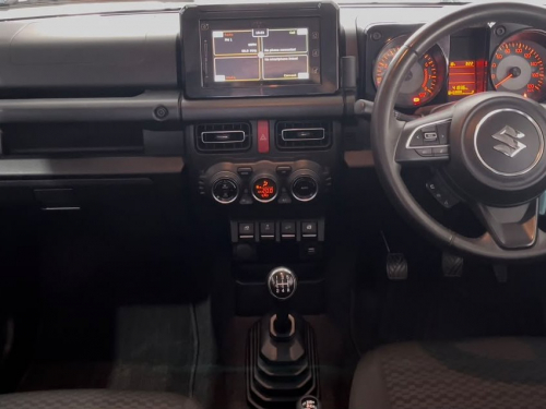 Suzuki Jimny 105i GLX MT in Namibia