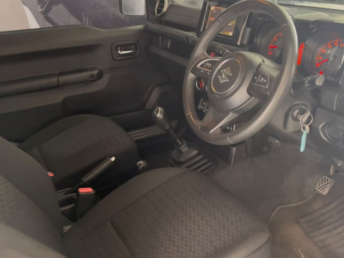 Suzuki Jimny 105i GLX MT in Namibia