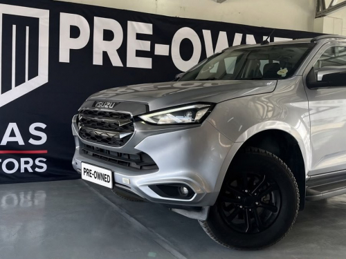 Pre-owned Isuzu MU-X 3.0 Did 4X4 LS A/T for sale in 