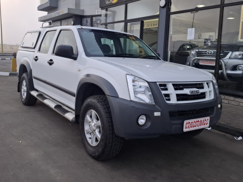 Isuzu ISUZU KB240 LE D/C 2X4 in Namibia