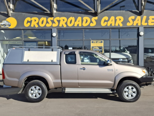 Toyota HILUX 3.0D4D E/CAB 4X4 in Namibia