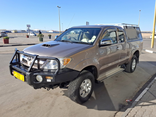 Toyota HILUX 3.0D4D E/CAB 4X4 in Namibia
