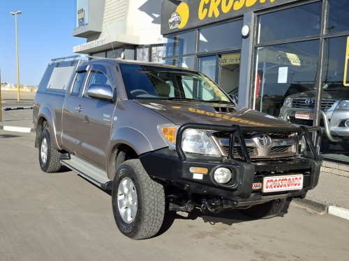 Pre-owned Toyota HILUX 3.0D4D E/CAB 4X4 for sale in 