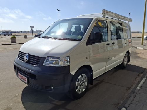 Volkswagen VW TRANSPORTER CAMPER 2.5 TDI 4 MOT in Namibia
