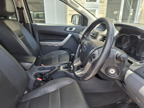 Ford RANGER 3.2 XLT D/C A/T 4X4 in Namibia