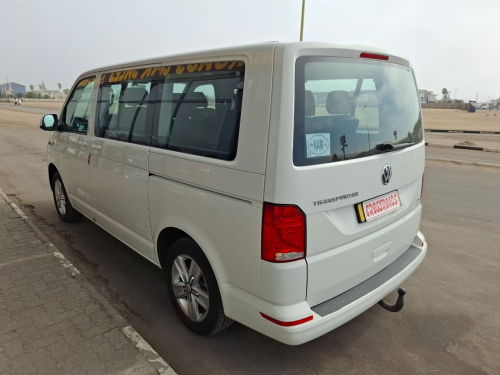 Volkswagen Kombi 2.0 T6.1 Trendline Dsg 8 seater in Namibia