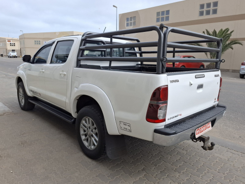 Toyota HILUX LEGEND 45 D/C A/T 4X4 in Namibia