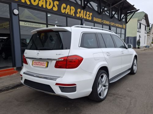 Mercedes-Benz GL350 BLUETEC 4MATIC in Namibia