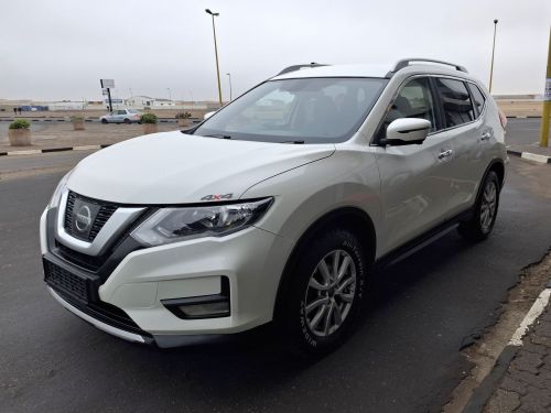 Nissan X-trail 2.5 Acenta 4x4 Cvt in Namibia