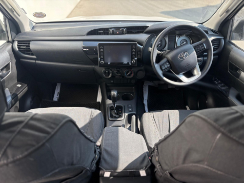 Toyota Hilux D/Cab 2.4 4x2 A/t in Namibia