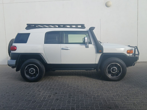 Toyota Landcruiser FJ 4.0 V6 A/T in Namibia