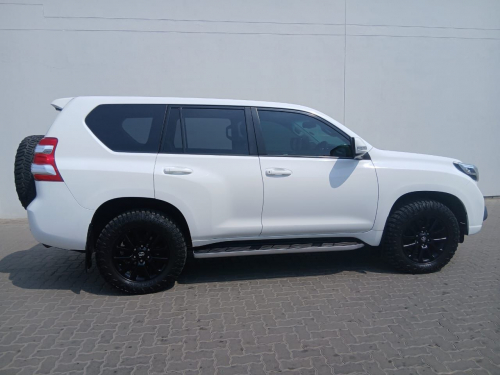 Toyota Toyota Prado Vx 4.0 V6 Petrol in Namibia