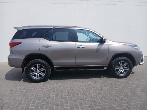 Toyota Fortuner 2.4 4x2 A/T in Namibia