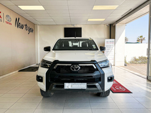 Toyota Hilux 2.8 LGD RS 4x4 MT in Namibia