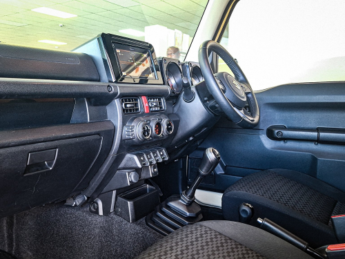 Suzuki Jimny 1.5 GLX AWD in Namibia
