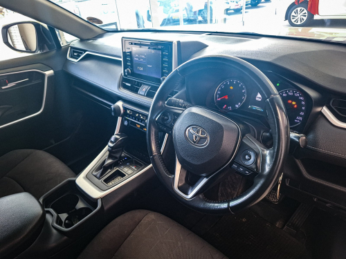 Toyota RAV4 2.0 GX CVT in Namibia