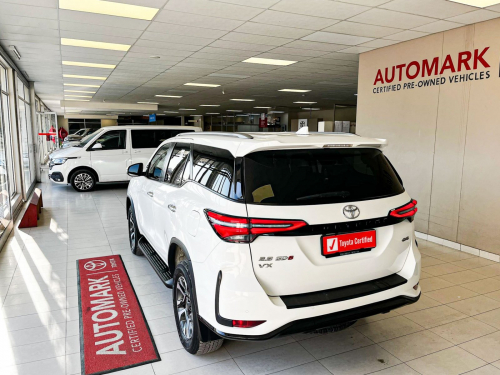 Toyota Fortuner 2.8 GD6 VX 4x4 AT in Namibia