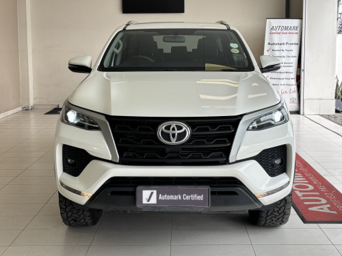 Toyota FORTUNER 2.4 GD6 4x4 AT in Namibia