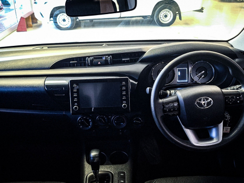 Toyota Hilux Raider 2.4 GD6 4x4 AT in Namibia