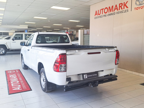 Toyota Hilux SC 2.4 GD 5MT A/C in Namibia
