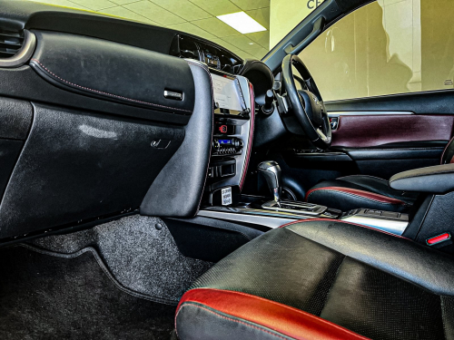 Toyota Toyota Fortuner 2.8 GD-6 RB 2x4 AT in Namibia
