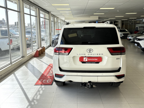Toyota LANDCRUISER 300 V6 3.3D ZX AT in Namibia