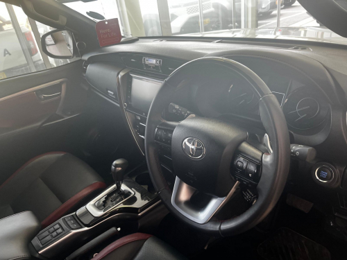 Toyota Fortuner 2.8 GD6 VX MH6V 48V AT in Namibia