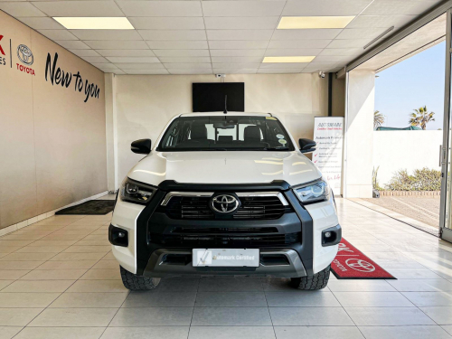 Toyota Hilux 2.8 LGD RS 4x4 MT in Namibia