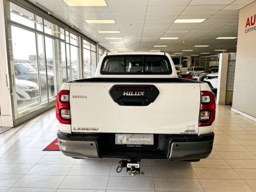 Toyota Hilux 2.8 LGD RS 4x4 MT in Namibia