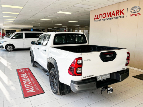 Toyota Hilux 2.8 LGD RS 4x4 MT in Namibia