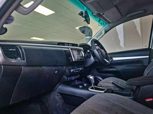 Toyota Hilux Raider 2.8 DC 4x4 AT in Namibia