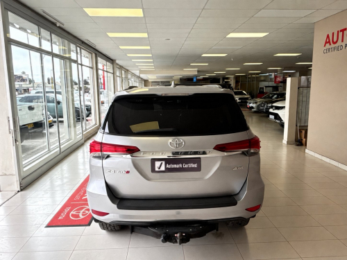 Toyota FORTUNER 2.4 GD6 4X4 AT in Namibia