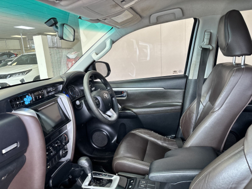 Toyota FORTUNER 2.4 GD6 4X4 AT in Namibia