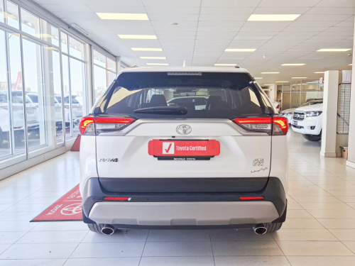 Toyota Rav4 2.5 VX AT AWD in Namibia